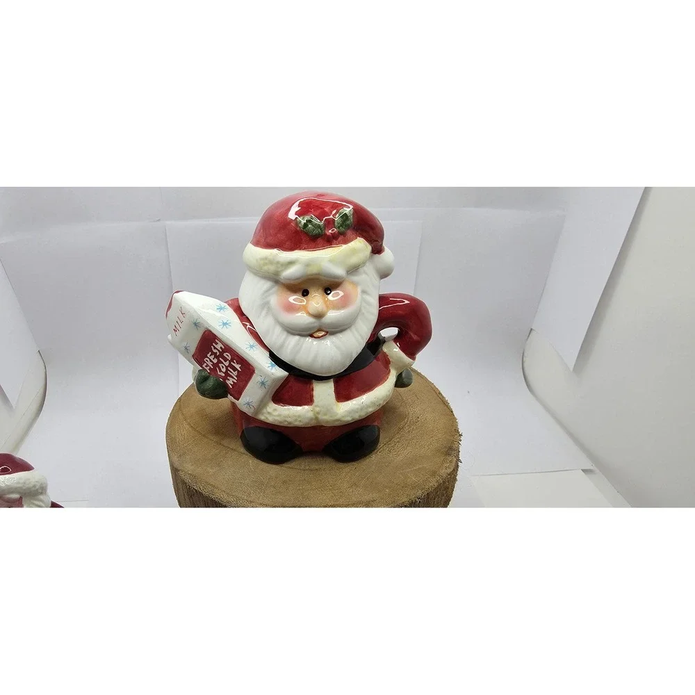 N/A ceramic santa